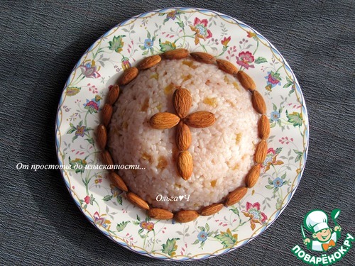 Коливо с клубничным джемом и миндалем