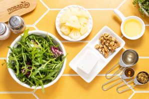 Салат с ананасом и сыром Салат с ананасом и сыром