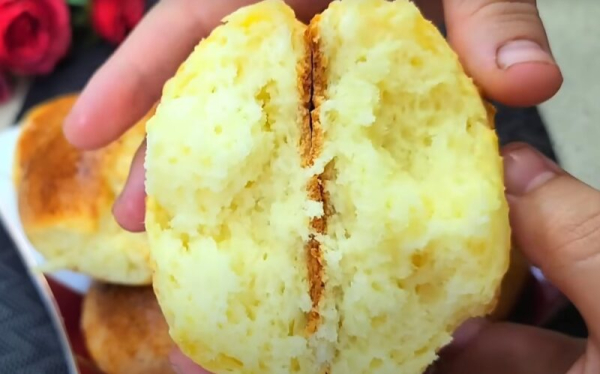 Мягкая и нежная выпечка из творога за 25 минут. Так вкусно, что даже крошки не останется!