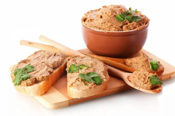 Паштет из свиной печени с чесноком в мультиварке Паштет из свиной печени с чесноком в мультиварке